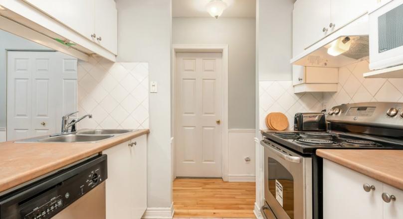 Entirely furnished and equipped apartment, large private terrace-available now!