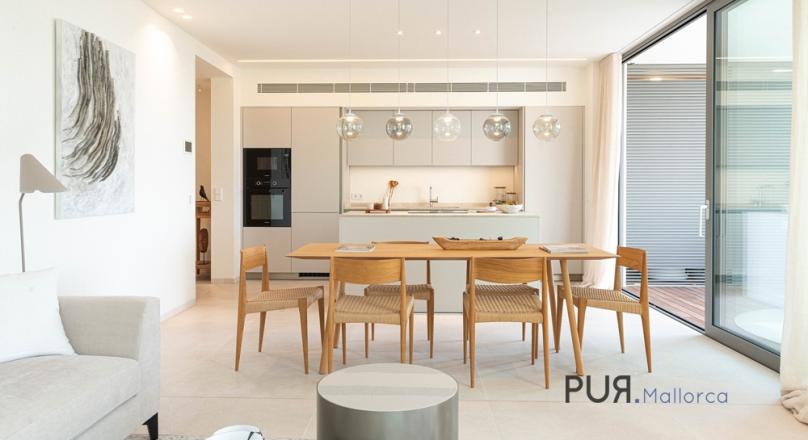 Apartment with garage and communal pool