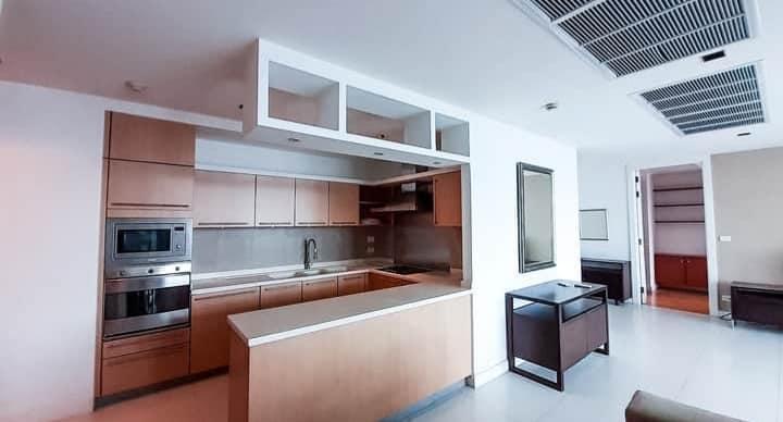 For rent Athenee Residence near BTS Plenchit Type 3 bedroom 3 bedroom