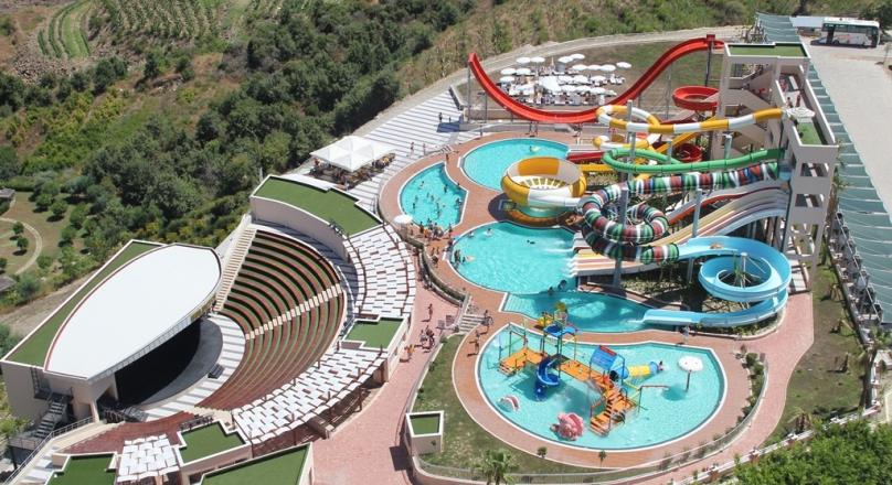 3 BEDROOMS SEA VIEW FURNISHED APARTMENT FOR SALE