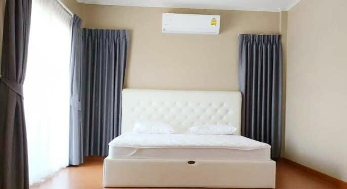 House for rent in the good location