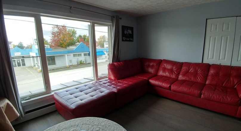 4.5 for rent semi-furnished