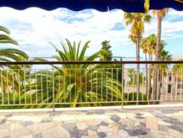 Apartment front of sea in Cannes France