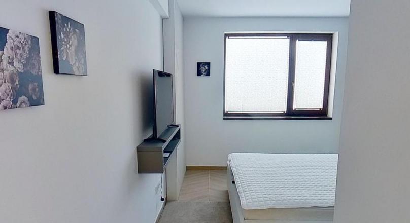 EXPLORE VIRTUALLY! LUX Class residence, with terrace and underground garage