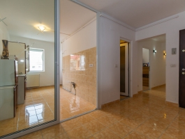 Apartment in modern graphics, the 80 sqm Bartholomew Brasov