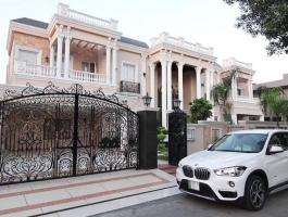 Inside a 23 Crore Victorian mansion in DHA Lahore by Syed Brothers