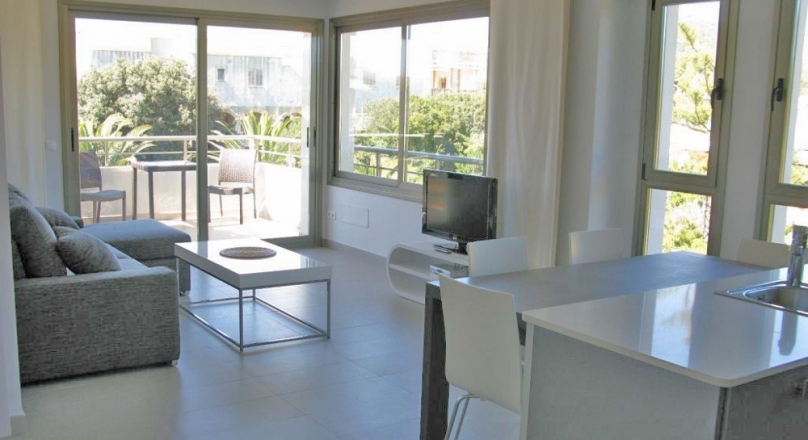 Near Cala Millor. In the residential area of Port Verd. Apartment with sea view.