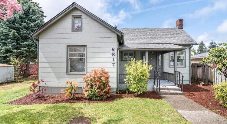 2 bedrooms · 1 bathroom · House in Portland, OR