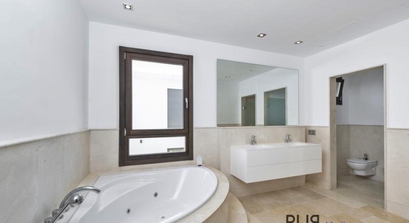 Nova Santa Ponsa. Villa. New. Finished. Modern mallorquin. Sea views.
