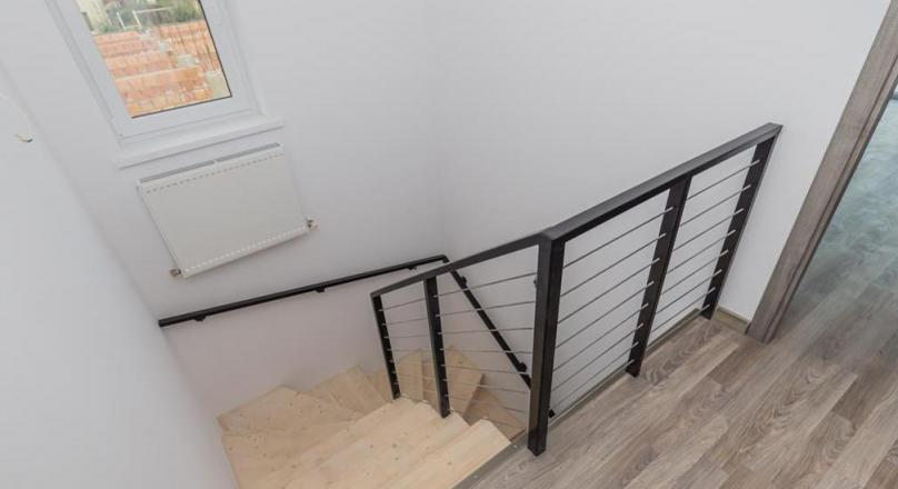 EXPLORE VIRTUALLY! Premium property, duplex class