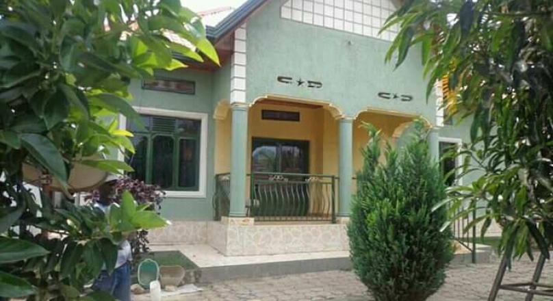 Loverly furnished house for rent located at kibagabaga near by ignastus school at 700$