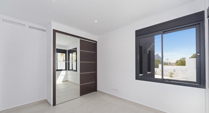 Modern new build villa for sale in Calpe with sea views Les Bassetes
