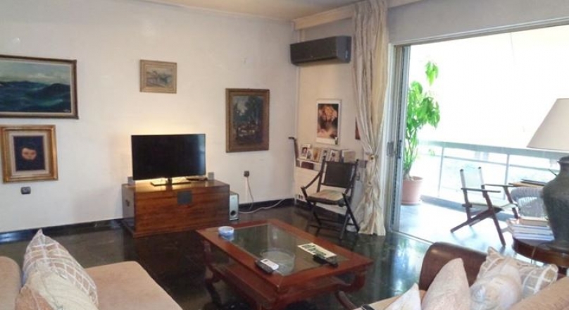 Apartment 160m2 for sale in Athens near the Beach