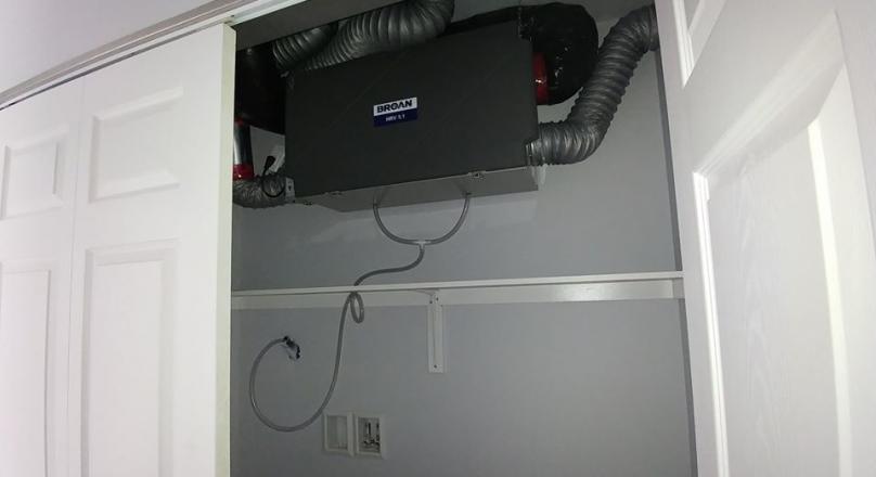 Grand logement style condo