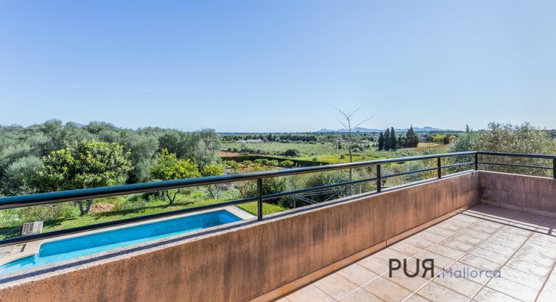 Well marketable. Ideal as a rental property. With license. Finca. Close to the ocean. Great beaches.