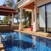 Renovated and ready to move in 