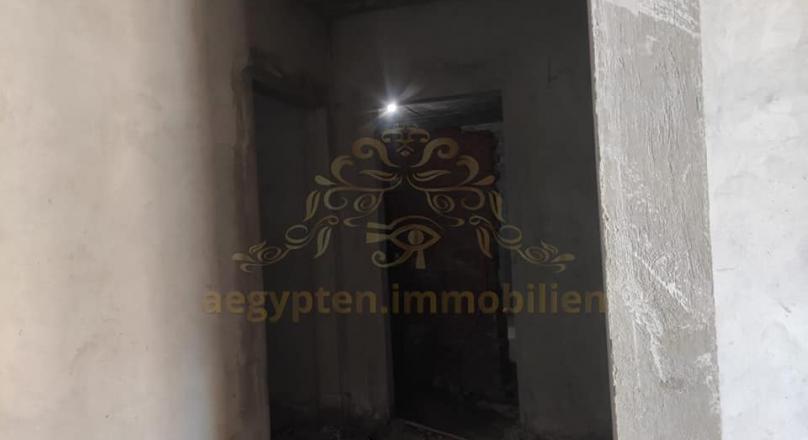 A Restaurant & Bar is available for sale directly on the marina in Marina