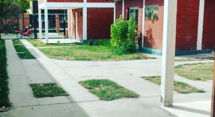 PH FOR SALE 3 DUPLEX 2 DORM + 1 DPTO 1 DORM