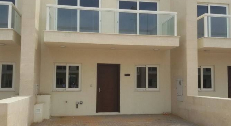 Sale Al Warsan Townhouse Single Row Villa 3 Maids Room
