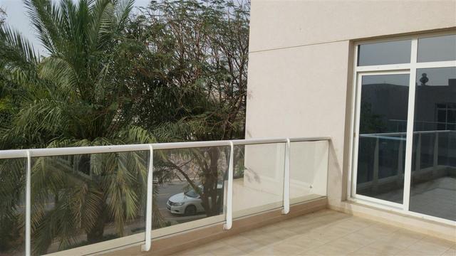 4 BEDROOM VILLA FOR RENT ON BEAUTIFULL PLACE