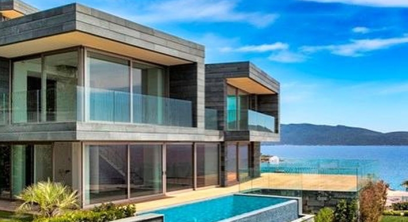 Magnificent Bodrum Castle Views form this contemporary project.