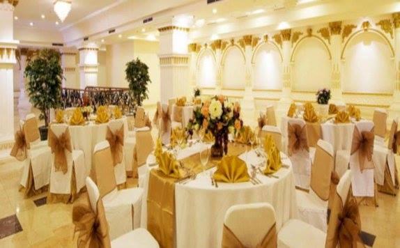 Amos cozy hotel classy 4 star in Melawai Bok M street Jakarta Indonesia