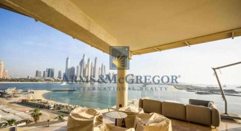 Beautiful and Luxurious Penthouse in Palm Jumeirah