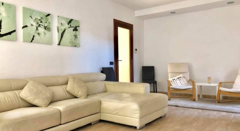 OPPORTUNITY!! SEMINUEVA HOUSE