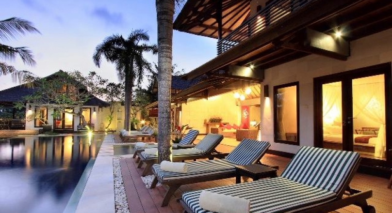 for sale luxury six bed room villa in canggu