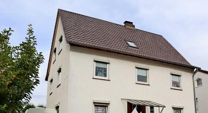 Cozy 3-family house with a very nice building plot in Kassel-Kirchditmold!