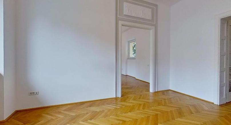 Elegant property, on two levels, in remarkable positioning, Brasov