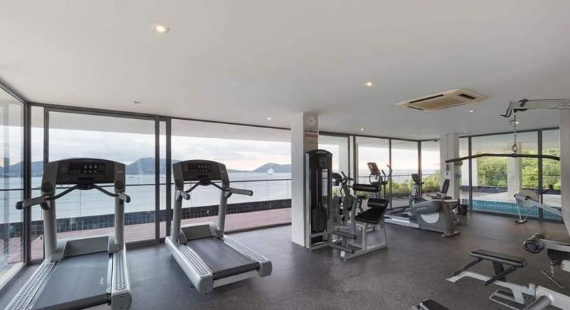 Phuket Quality Real Estate has the pleasure to present you with a beautiful 4 bedroom 6 bathroom villa