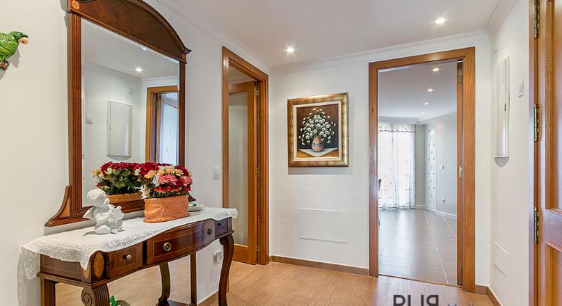 Palma - Ciudad Jardin. Apartment with great beach location. Well maintained.