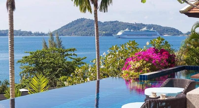Phuket Quality Real Estate has the pleasure to present you with a beautiful 4 bedroom 6 bathroom villa