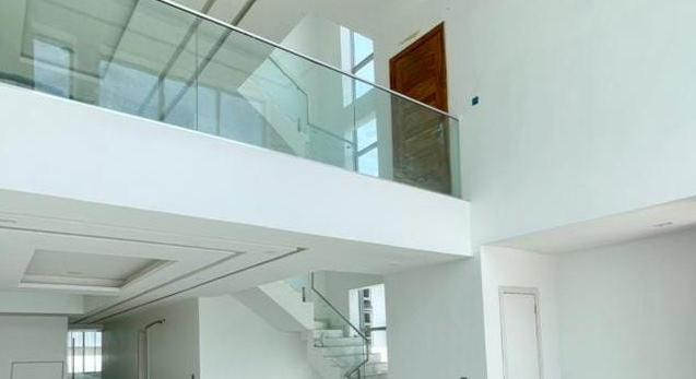 DECENTLY SPACED AND PROPERLY FINISHED 4 BED SEMI-DETACHED DUPLEX