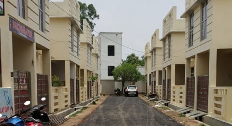 Row House On sale In Green City In Just 29.90L Kanpur Road Banthra