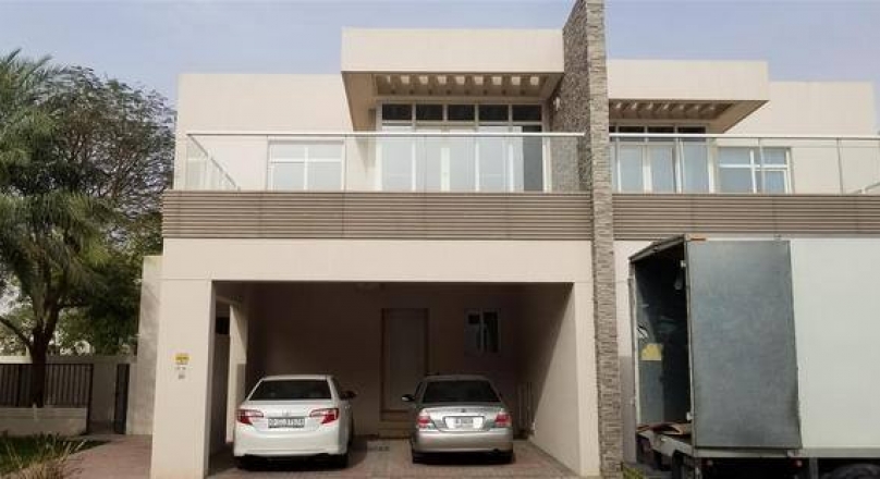 4 BEDROOM VILLA FOR RENT ON BEAUTIFULL PLACE
