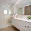 New villas. Very chic. Very high quality. And on foot at the port and on the beach.