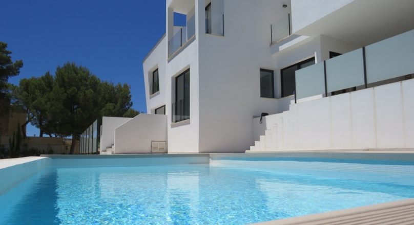 Costa Calma. White villa. Bay view. Can also be rented.