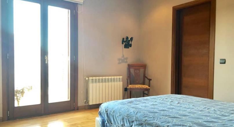 OPPORTUNITY!! SEMINUEVA HOUSE