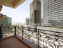 Properties for Sale in Dubai : Immaculate One Bed in Canal Residence