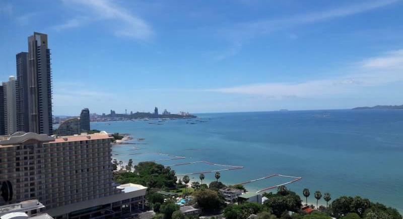 THE RIVIERA WONGAMAT BEACH