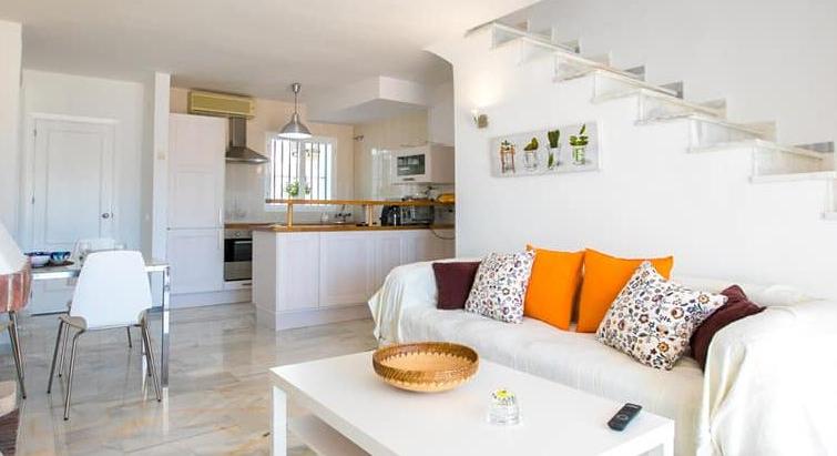 Rent apartment 2 bedroom 2 terraces pool in Marbella