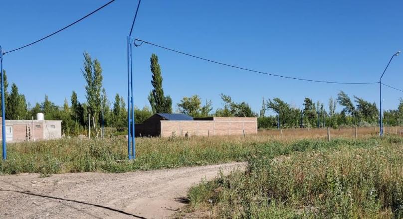 Lot of land of 256 m2: located in neighborhood 159, Río Negro cooperative