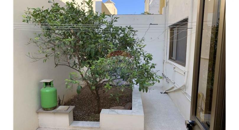 Qrendi - Terraced House !!