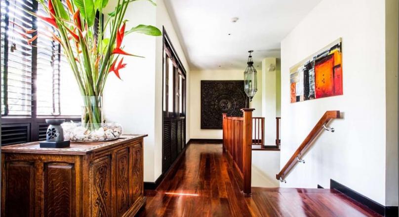 Phuket quality real estate presents this beautiful villa