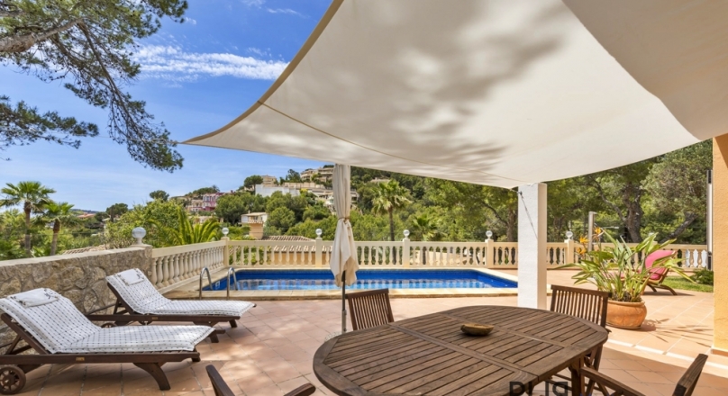Bright villa. Sea views. Recently renovated. Costa Calma.
