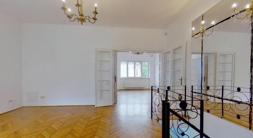 Elegant property, on two levels, in remarkable positioning, Brasov