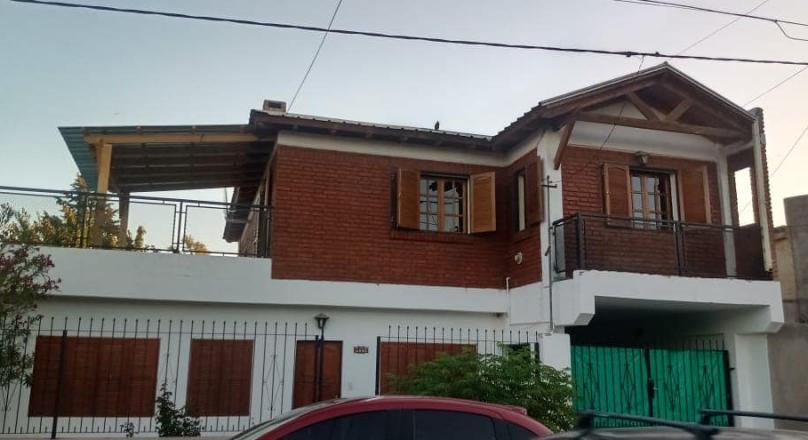 2 bedroom house. Cañada de Gómez 4969 $ 40,000