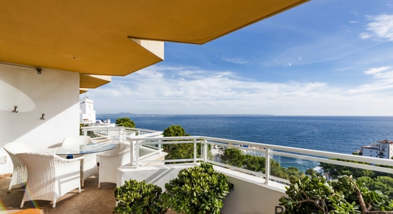 Illetas. Apartment. Best location. Breathtaking sea view. Modern equipment.